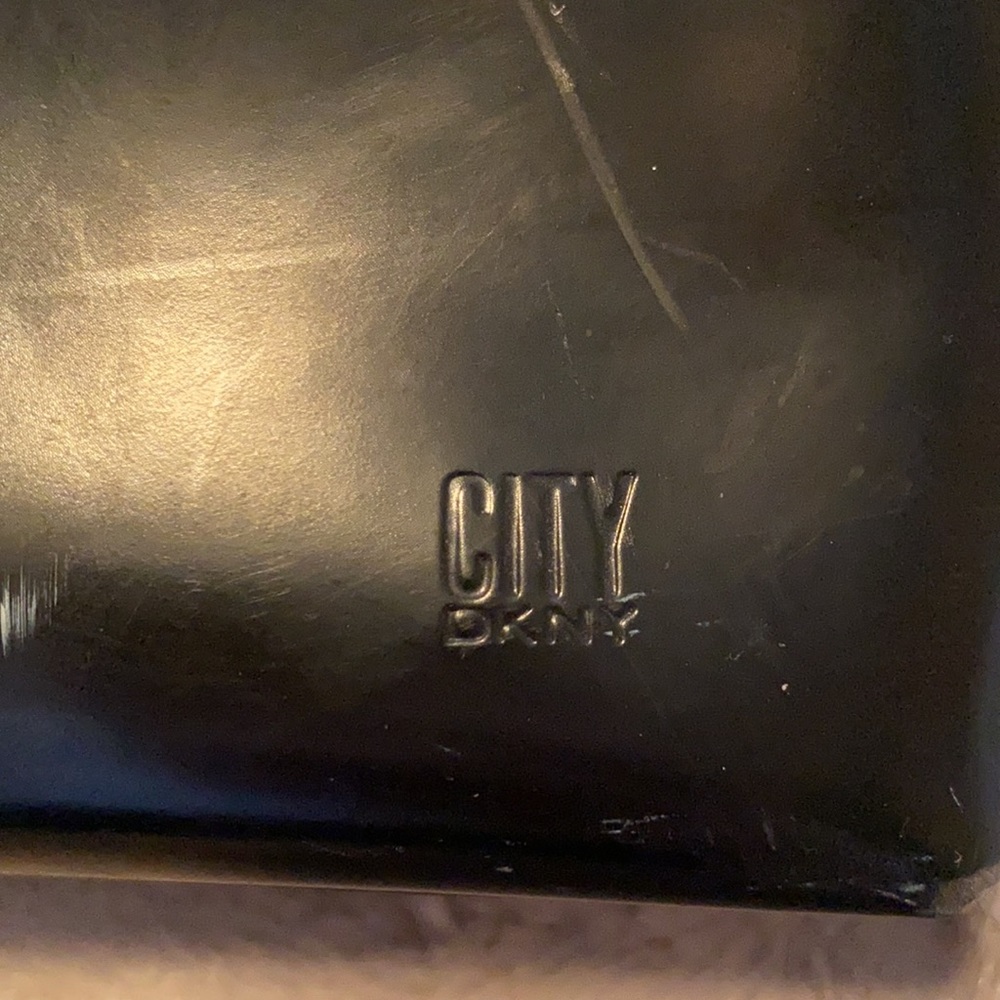 Purse - Picture 4 of 4